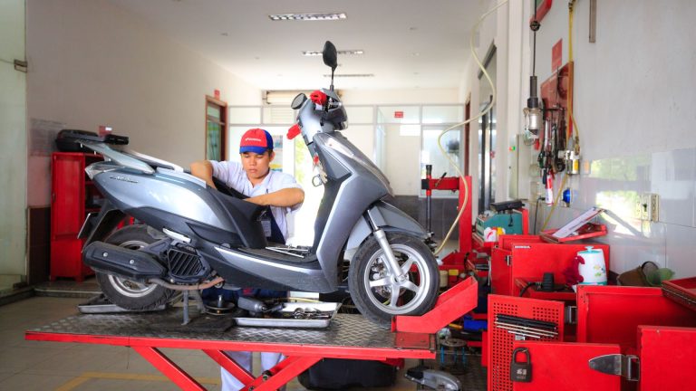 Comment débrider un scooter ?