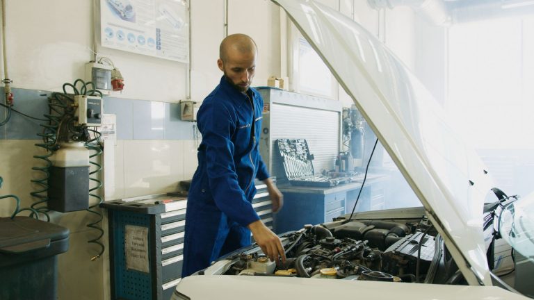 Quel moteur PureTech est vraiment fiable ?